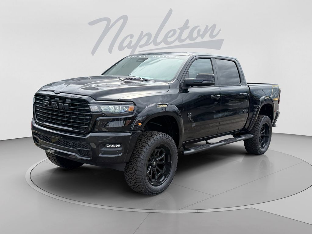 2026 Ram 1500 LARAMIE CREW CAB 4X4 5'7 BOX Pickup