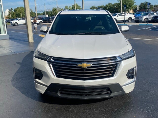 2022 Chevrolet Traverse High Country photo 2