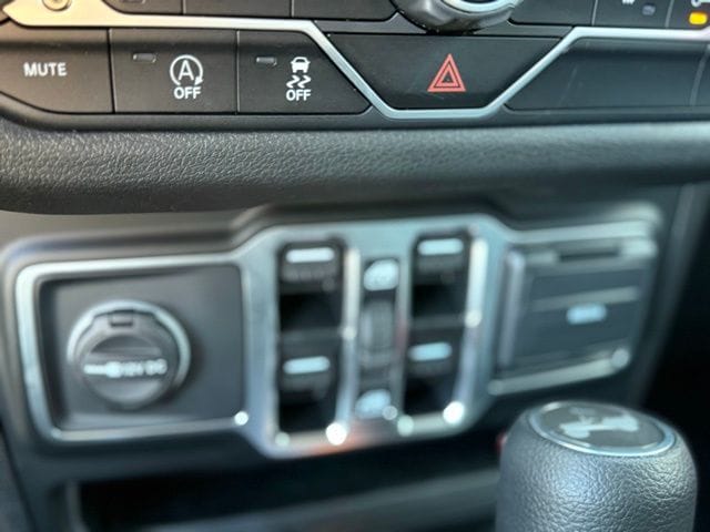 2025 Jeep Wrangler 4-Door Sport S - Photo 21