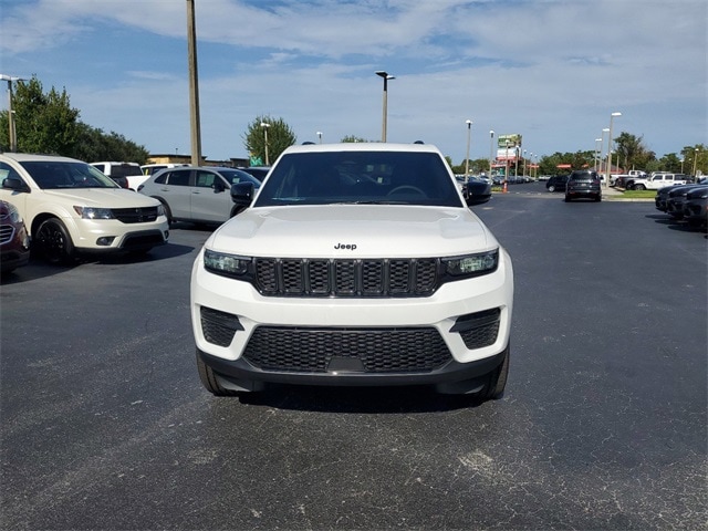 Used 2024 Jeep Grand Cherokee Altitude with VIN 1C4RJHAG9RC163045 for sale in Kissimmee, FL