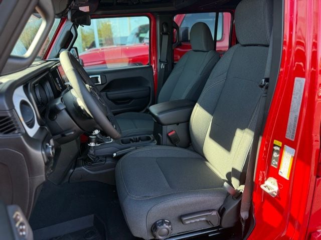 2025 Jeep Wrangler 4-Door Sport S - Photo 14