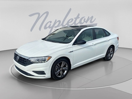 2021 Volkswagen Jetta R-Line Sedan