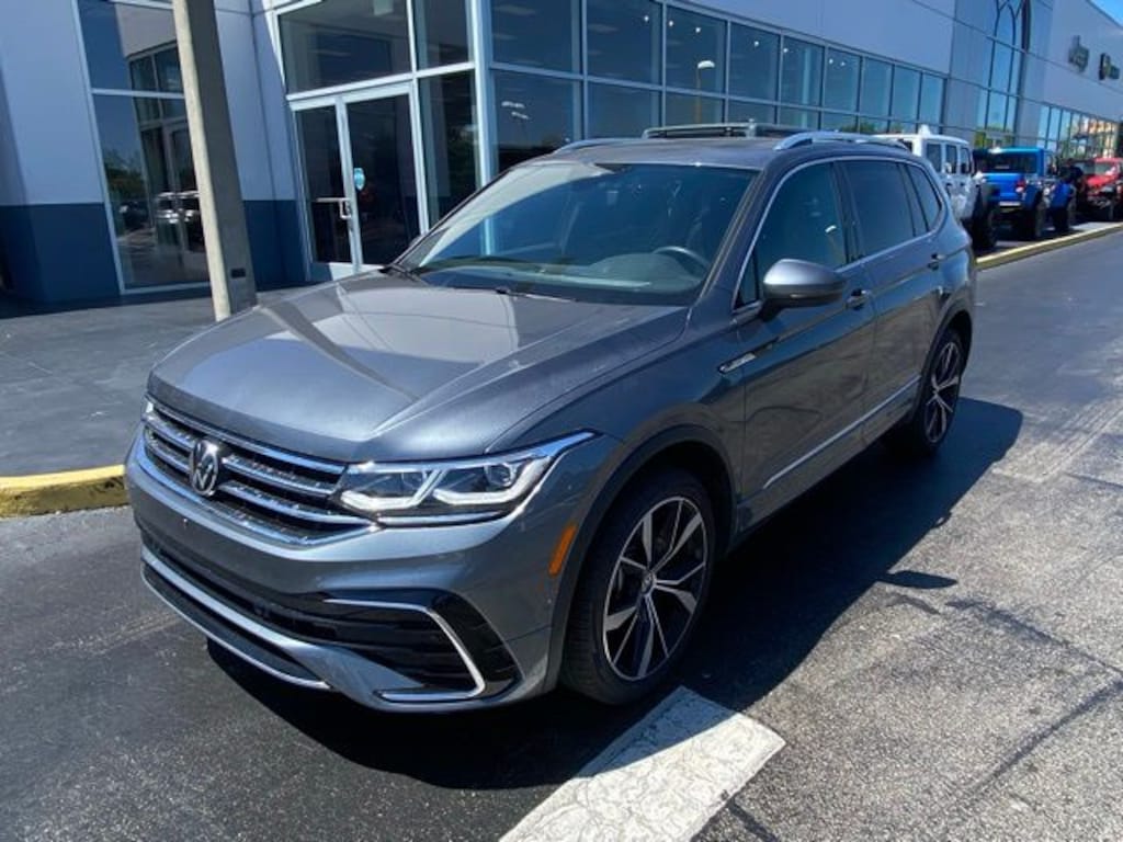 Used 2024 Volkswagen Tiguan 2.0T SEL R-Line SUV