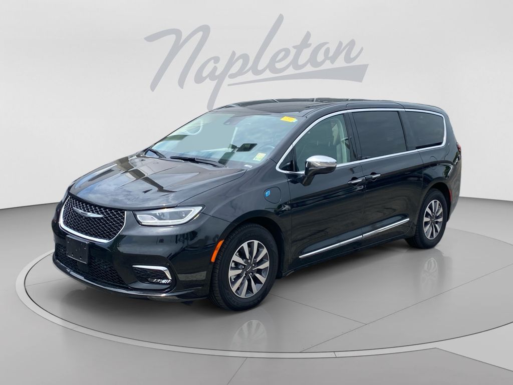 2022 Chrysler Pacifica