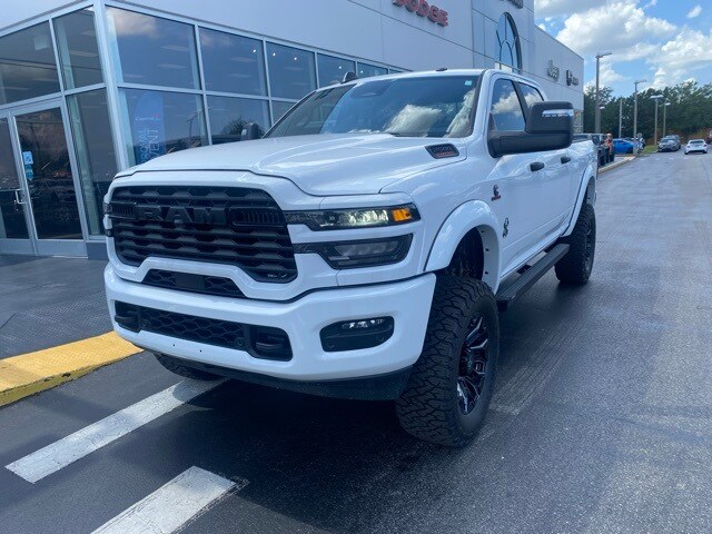 2025 Ram 2500 Big Horn photo 3