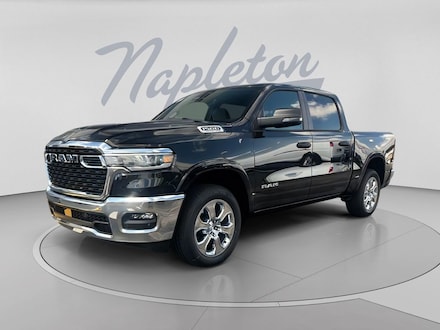 2026 Ram 1500 BIG HORN CREW CAB 4X4 5'7 BOX Pickup