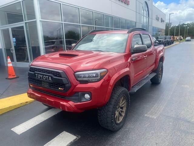 2019 Toyota Tacoma TRD Sport photo 4
