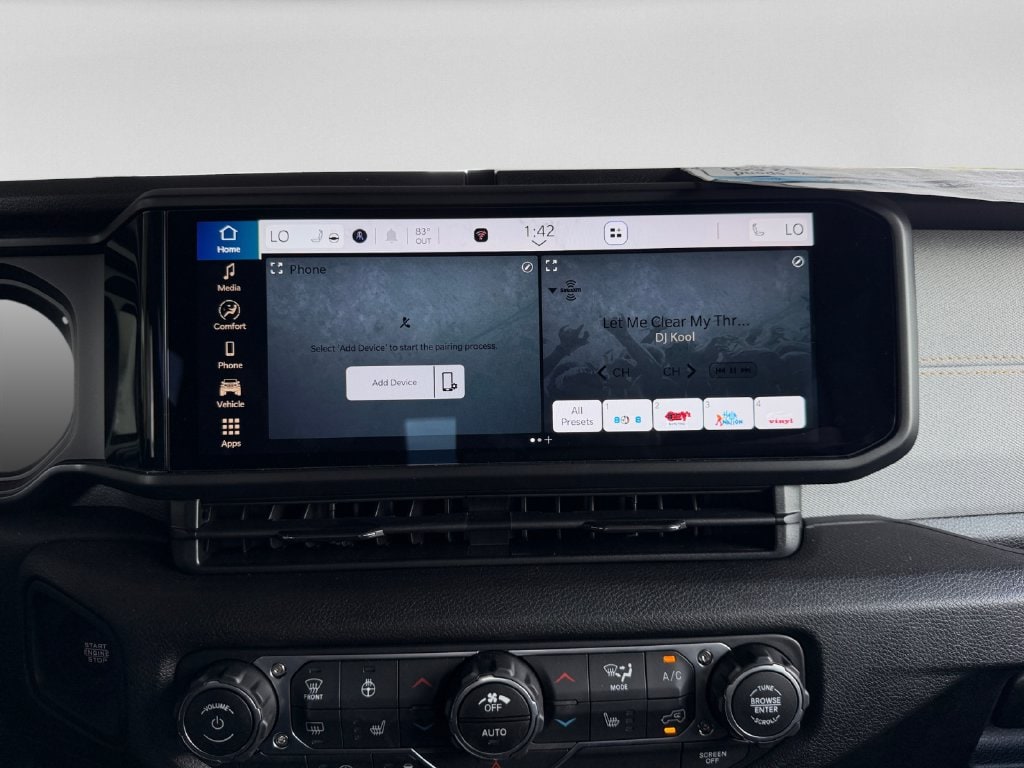 2025 Jeep Wrangler 4-Door Willys - Photo 14