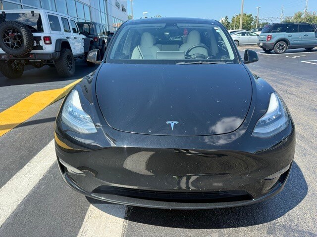 2023 Tesla Model Y Long Range photo 2