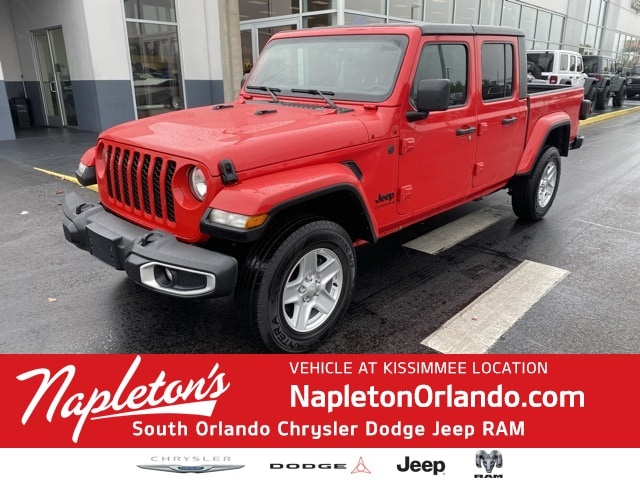 2023 Jeep Gladiator Sport S's photo