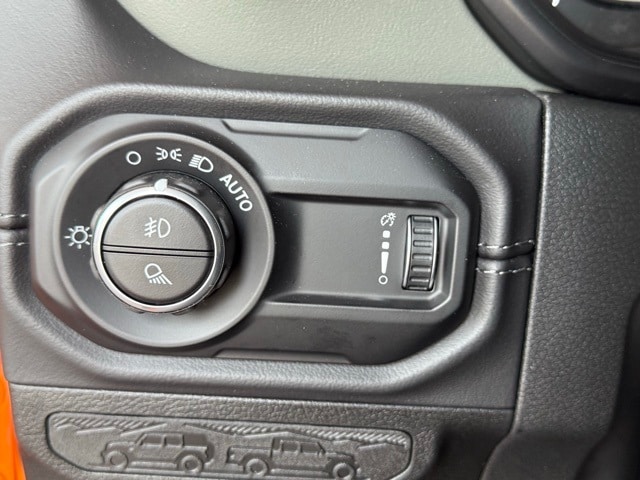 2025 Jeep Gladiator Mojave photo 23