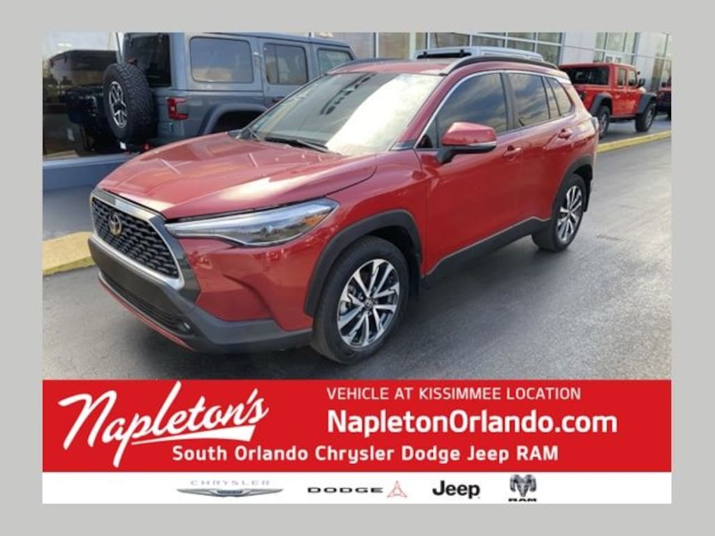 Used 2024 Toyota Corolla Cross XLE SUV