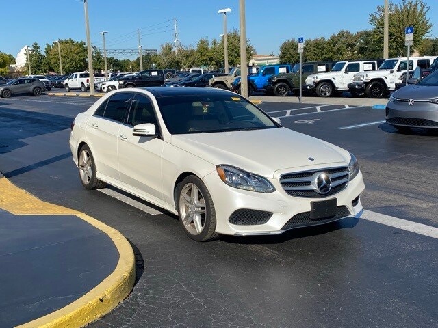 2014 Mercedes Benz E 350 Sedan photo 2