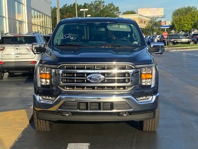 2022 Ford F-150 Lariat photo 2
