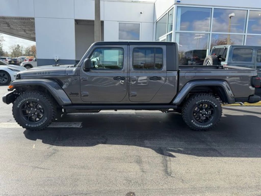 New 2026 Jeep Gladiator WILLYS 4X4 Pickup
