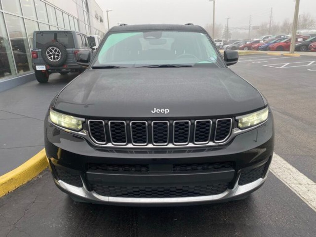 Used 2022 Jeep Grand Cherokee L Laredo SUV