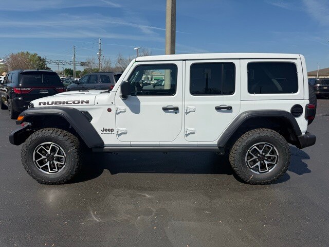 2025 Jeep Wrangler Rubicon photo 4