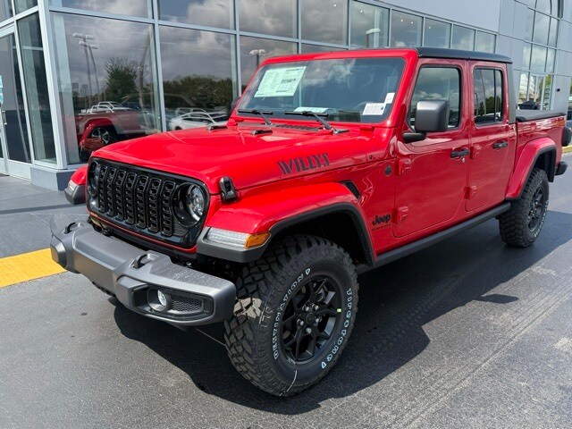 2025 Jeep Gladiator Willys photo 2