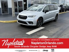 2026 Chrysler Pacifica LIMITED Passenger Van