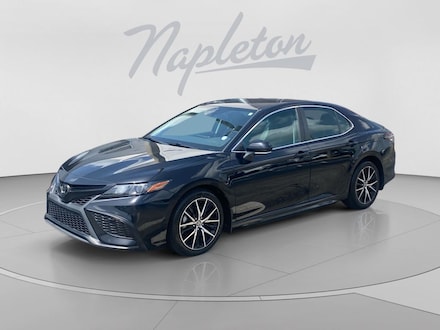 2024 Toyota Camry SE Sedan