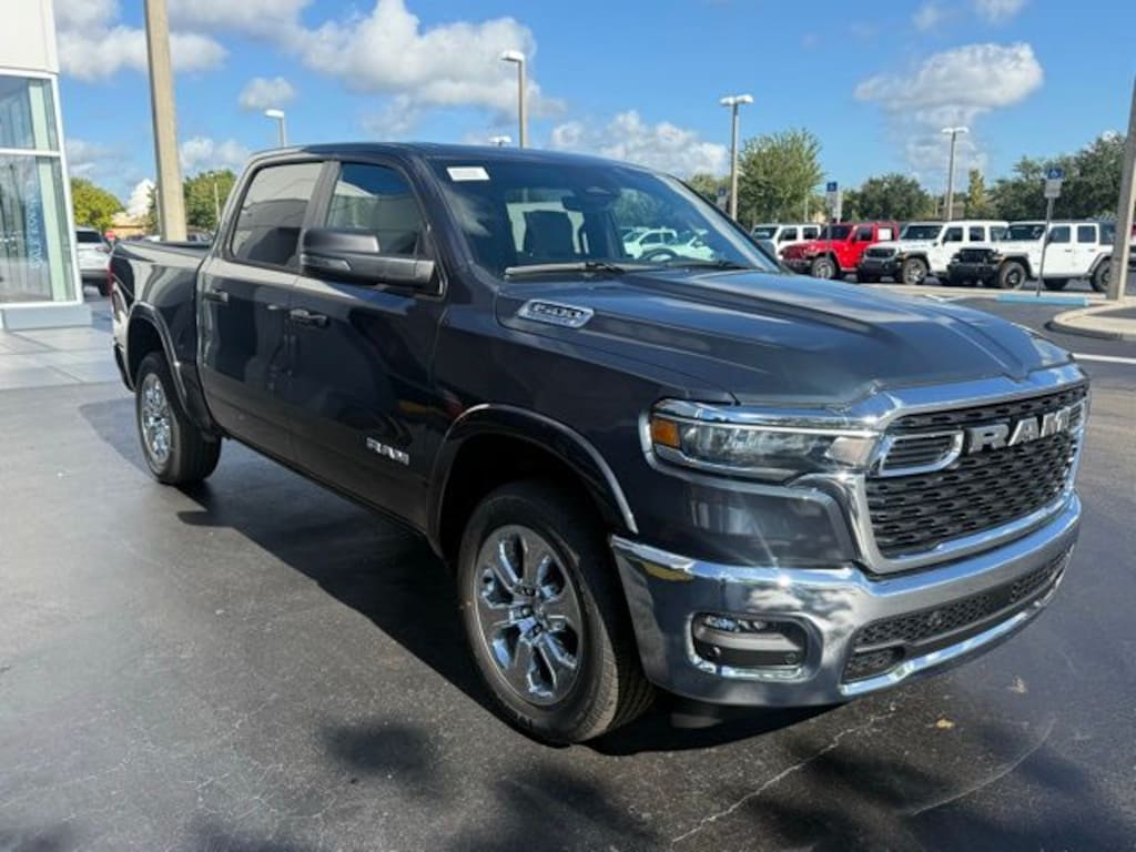 New 2026 Ram 1500 BIG HORN CREW CAB 4X4 5'7 BOX Pickup