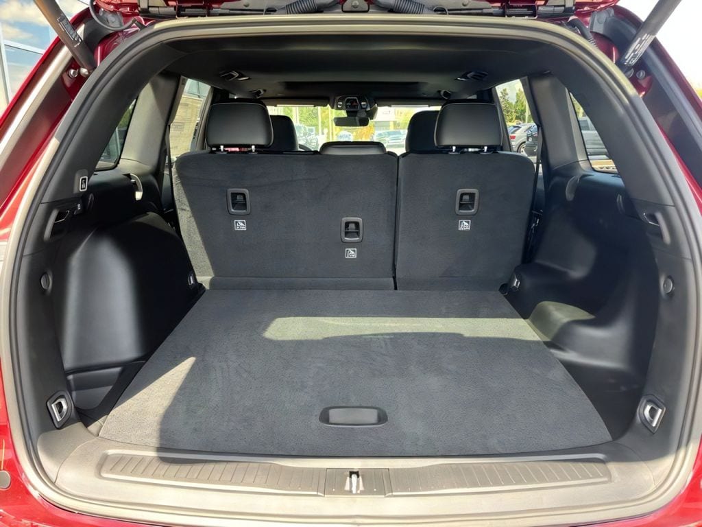 2025 Jeep Grand Cherokee Altitude - Photo 25