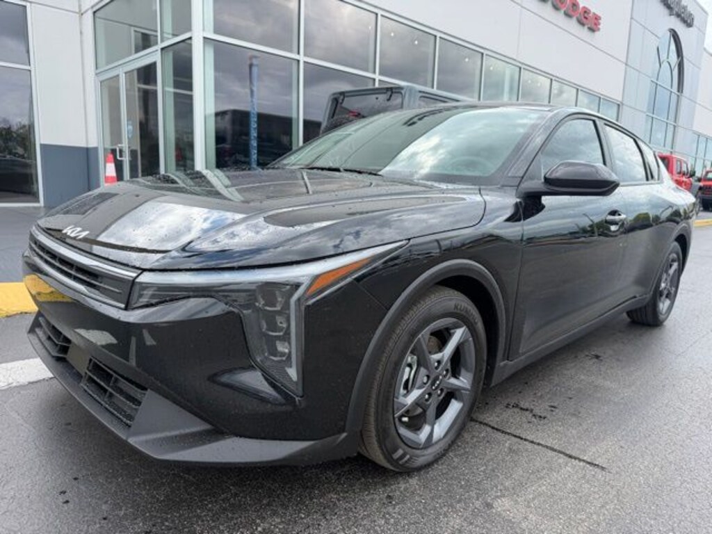 Used 2025 Kia K4 LXS Sedan