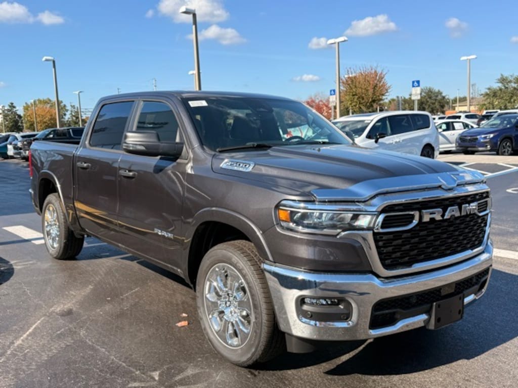 New 2026 Ram 1500 BIG HORN CREW CAB 4X4 5'7 BOX Pickup
