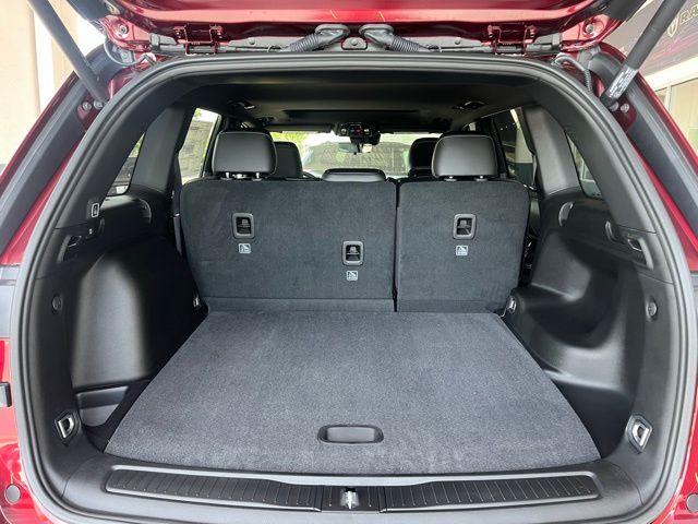 2025 Jeep Grand Cherokee Altitude - Photo 11