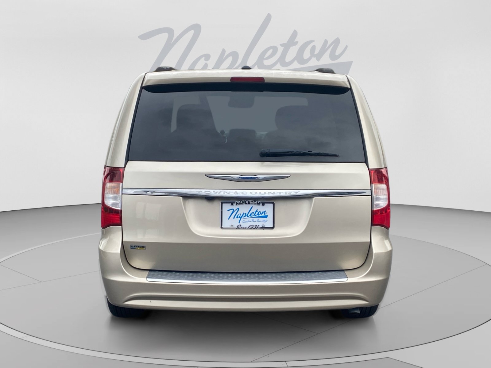 Used 2016 Chrysler Town & Country Touring Minivan/Van