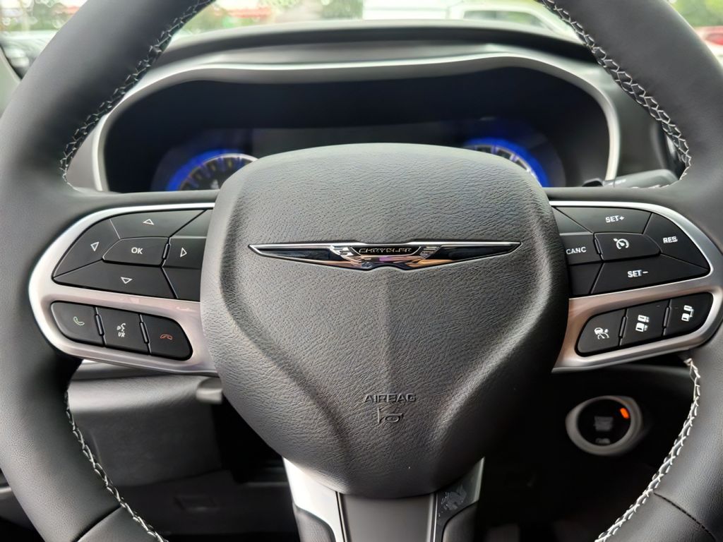 2026 Chrysler Voyager LX - Photo 23