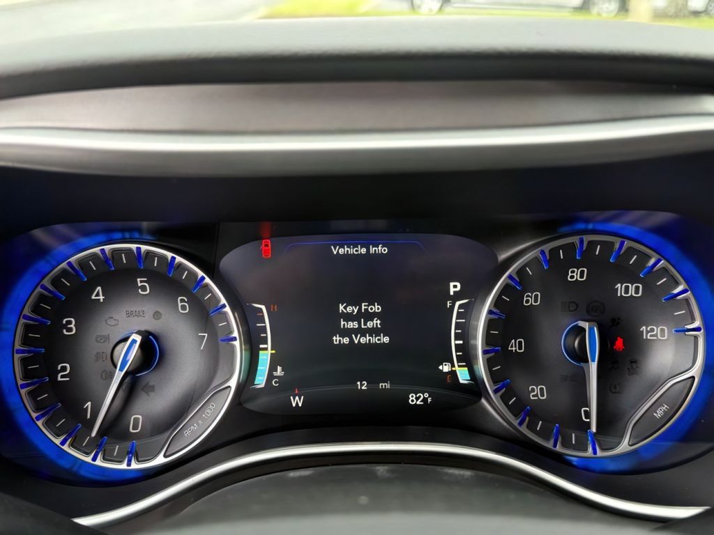 2026 Chrysler Voyager LX - Photo 24