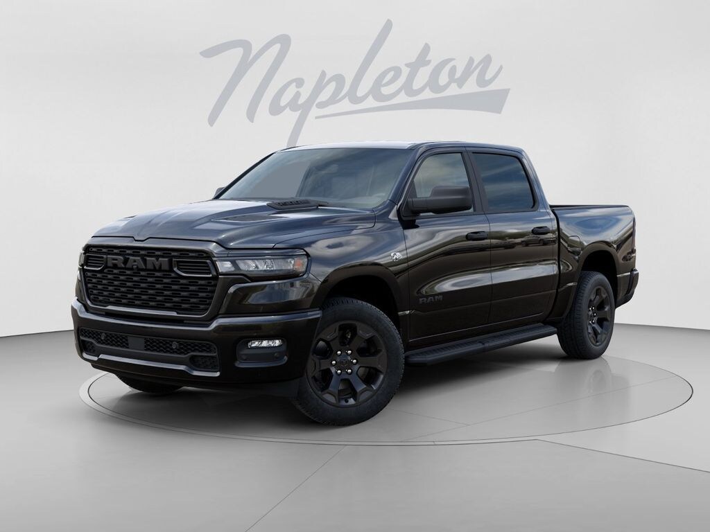 New 2026 Ram 1500 EXPRESS CREW CAB 4X4 5'7 BOX Pickup