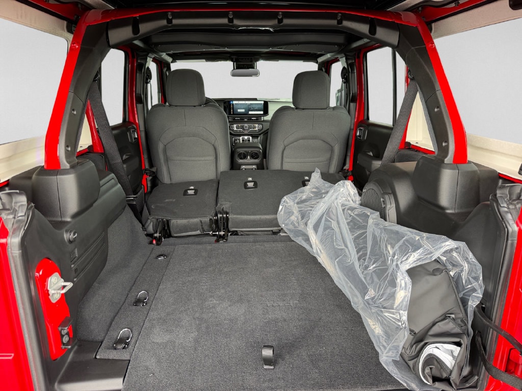 2025 Jeep Wrangler 4-Door Willys - Photo 29
