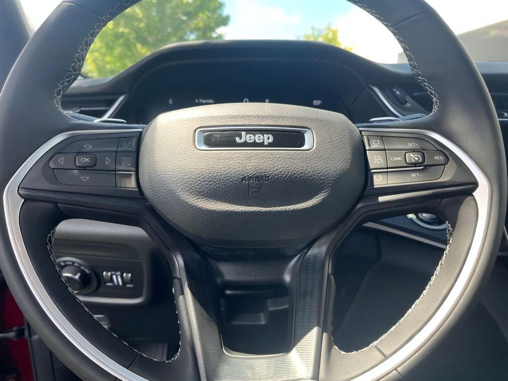 2025 Jeep Grand Cherokee Altitude - Photo 16