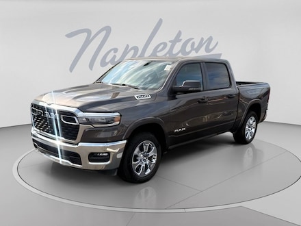 2026 Ram 1500 BIG HORN CREW CAB 4X4 5'7 BOX Pickup