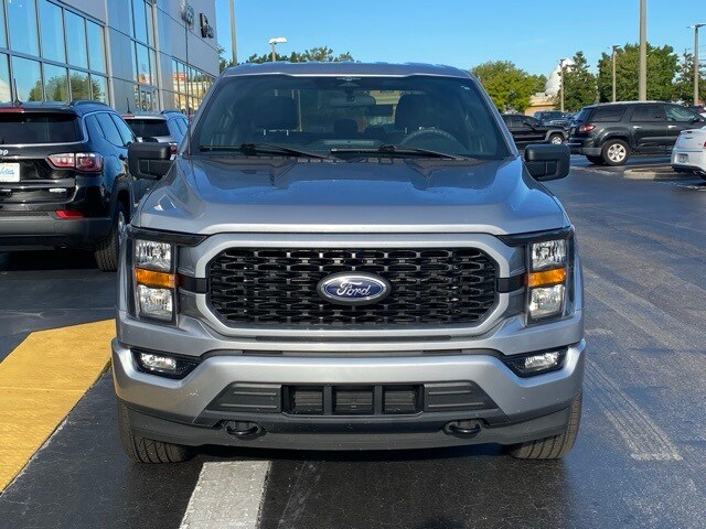 2023 Ford F-150 XL photo 2