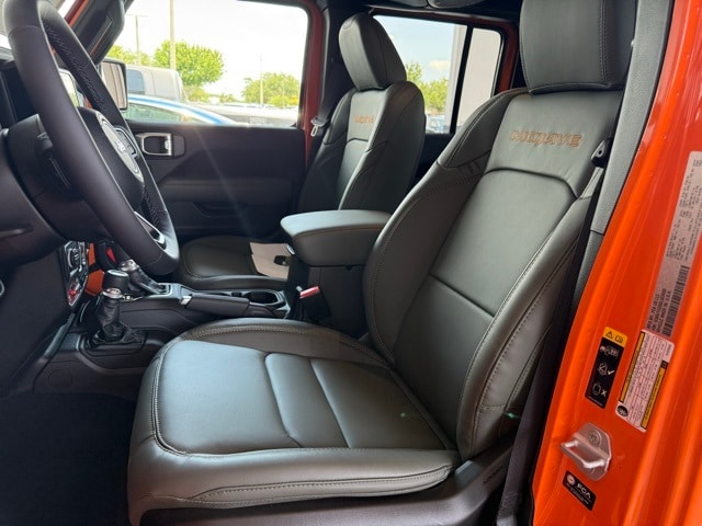 2025 Jeep Gladiator Mojave photo 15