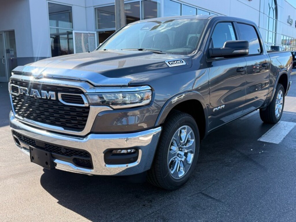 New 2026 Ram 1500 BIG HORN CREW CAB 4X4 5'7 BOX Pickup