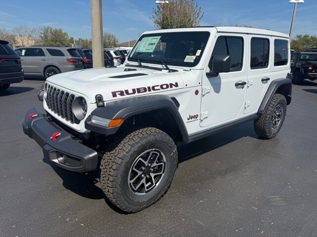 2025 Jeep Wrangler Rubicon photo 3