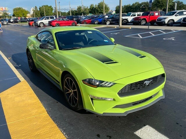2020 Ford Mustang EcoBoost photo 2