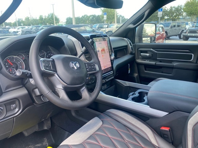 2025 Ram 2500 Big Horn photo 11