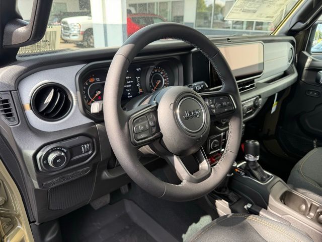 2025 Jeep Wrangler 4-Door Willys - Photo 14