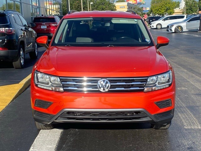 2019 Volkswagen Tiguan SE photo 3