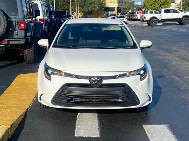 2024 Toyota Corolla LE photo 3