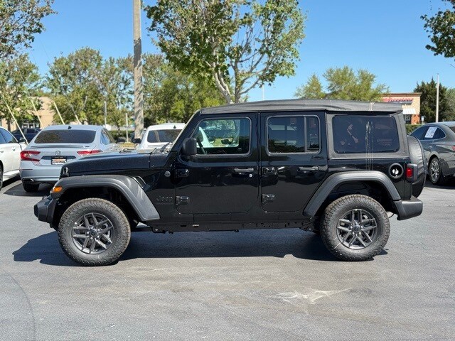 2025 Jeep Wrangler Sport S photo 4