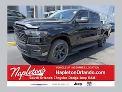 2026 Ram 1500 EXPRESS CREW CAB 4X4 5'7 BOX Pickup