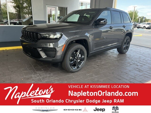 2025 Jeep Grand Cherokee Altitude's photo