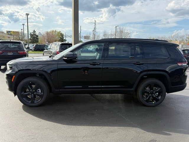 2025 Jeep Grand Cherokee Altitude X photo 4