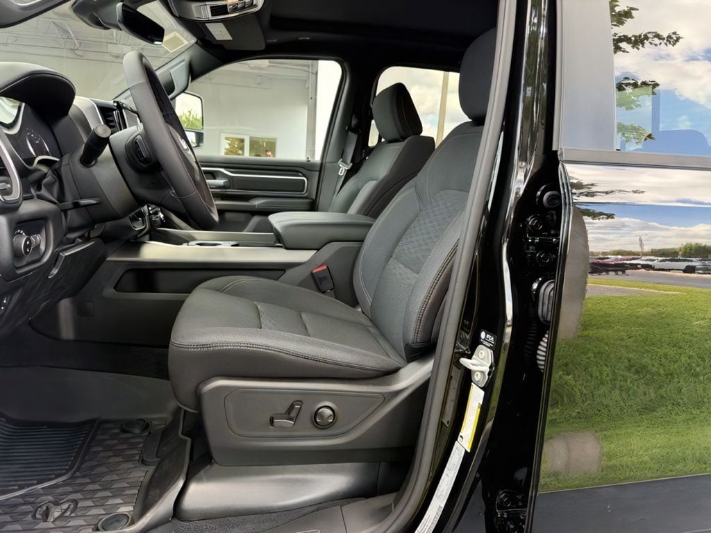 2026 RAM 1500 Big Horn/Lone Star - Photo 17
